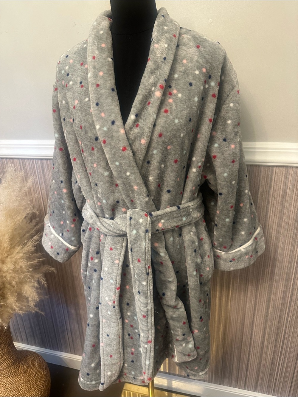 Kate Spade New York Plush Polka Dot Robe – Size L/XL - Picture 2 of 8